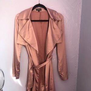 CHIC Pink Satin Duster 🌸